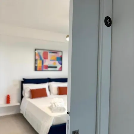 La Casa Di Kya Marina Di Arechi Pensjonat *